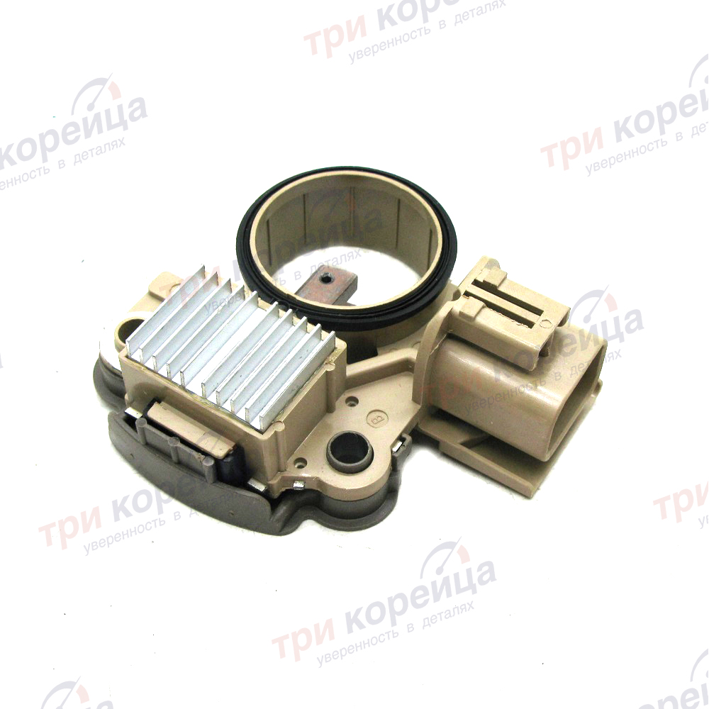 Регулятор напряжения генератора D4DB HD65 72 78 County. Артикул 3737045050. Производитель Fyc Корея. Изображение №1