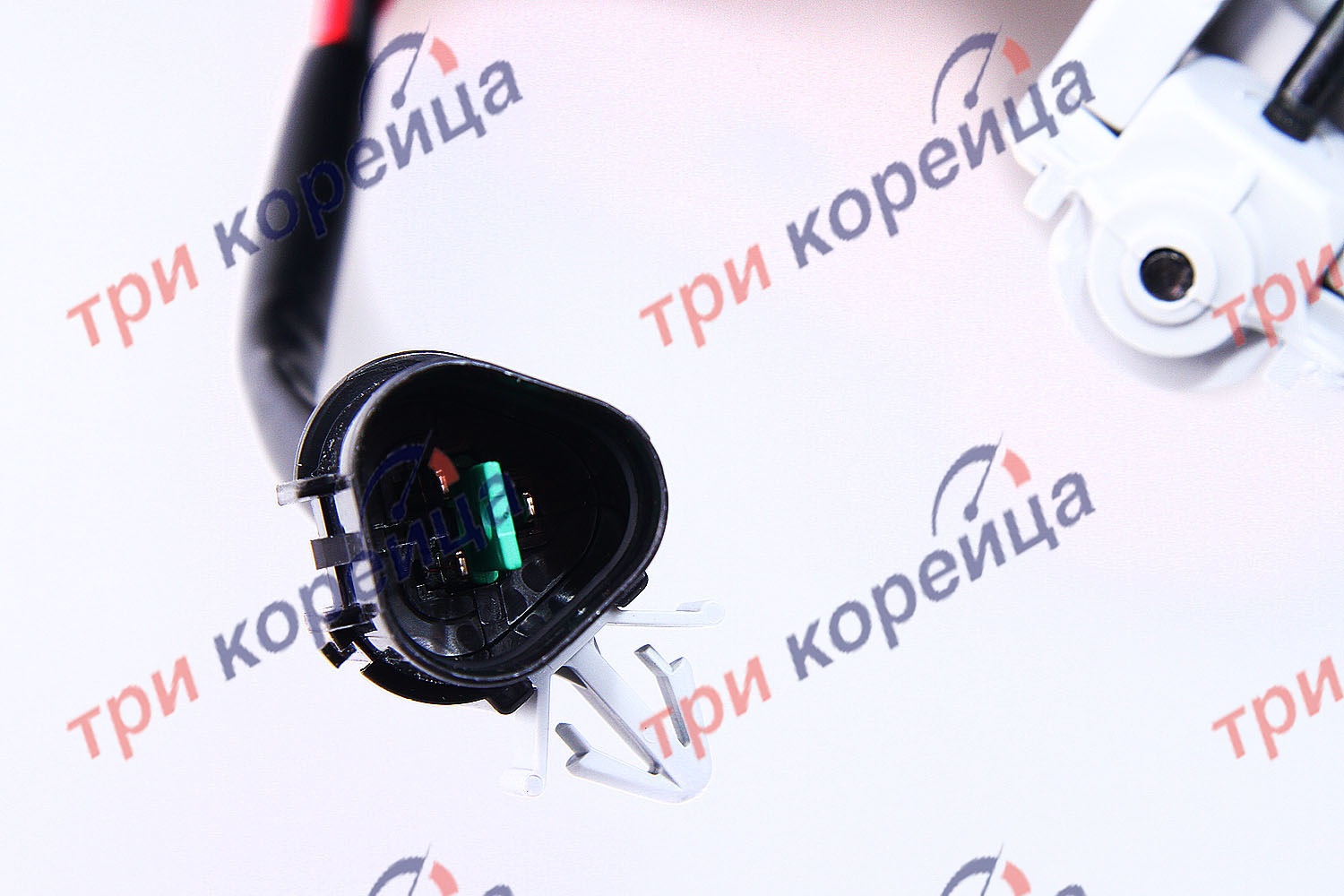 Фара правая (нового образца) HD65 78 Оригинал 921025K000. Фото №3 в каталоге ТРИКОР.